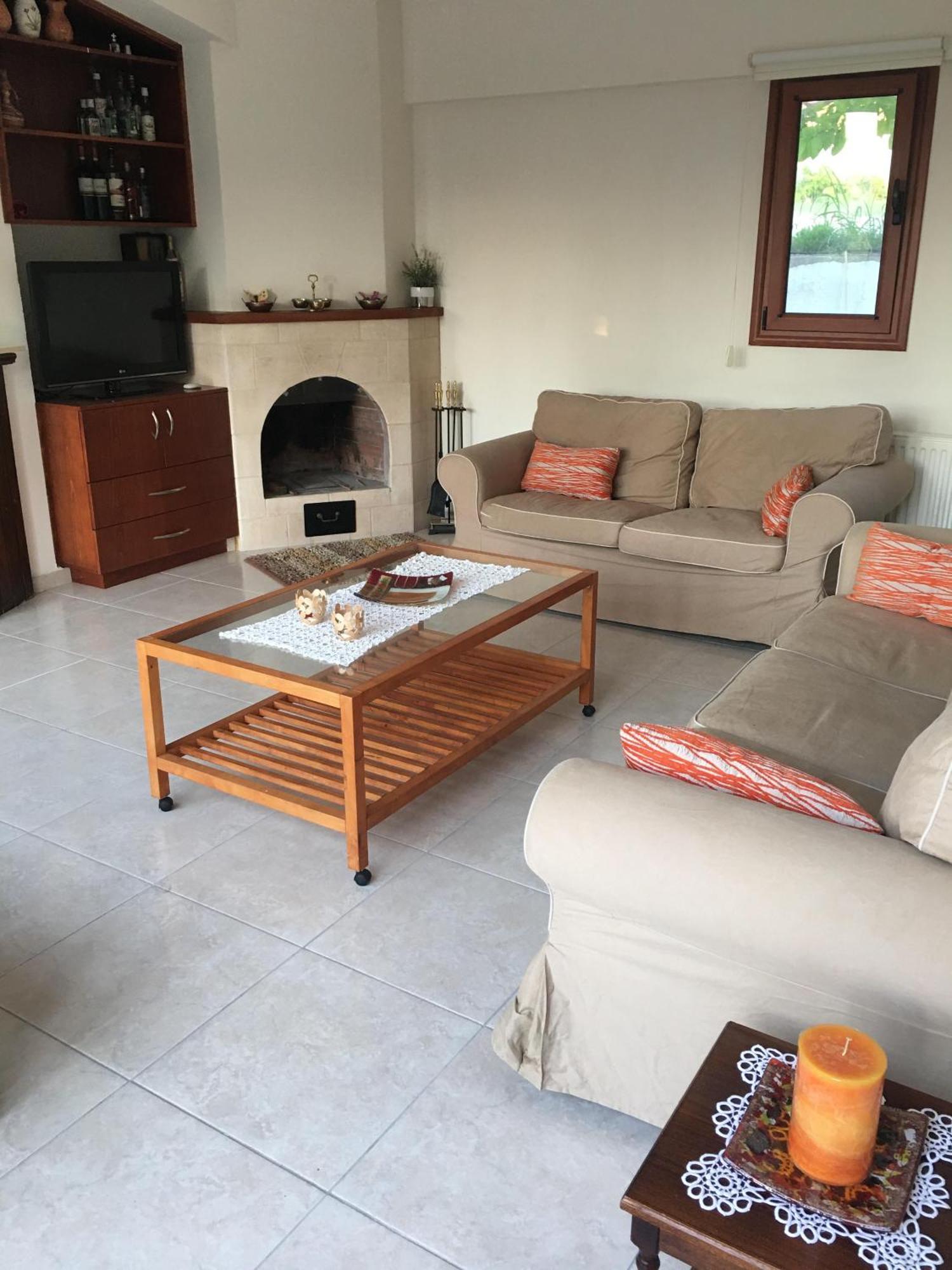 Demelida In Tsada, Paphos Villa *