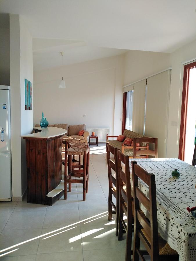 Demelida In Tsada, Paphos Villa