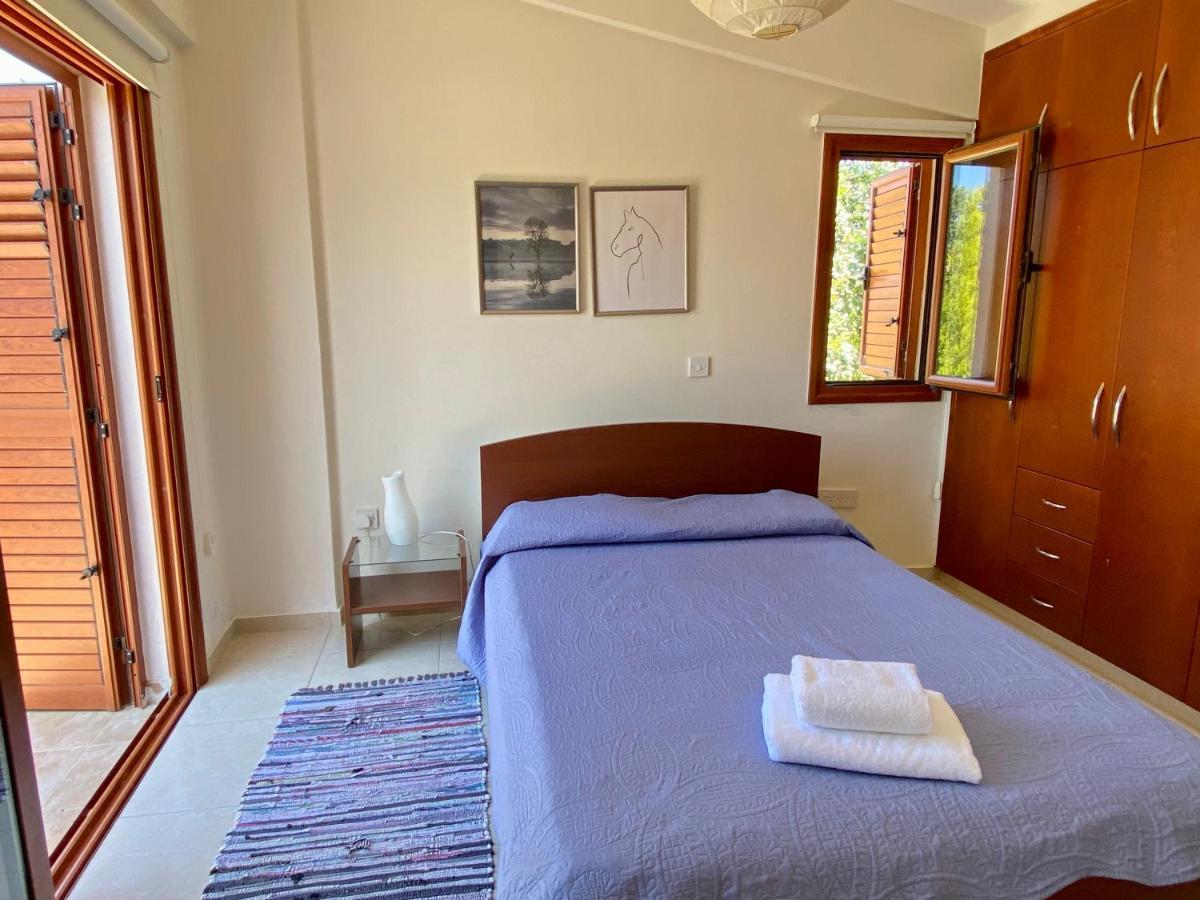 Demelida In Tsada, Paphos Villa *